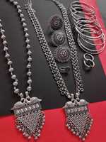 Bijoux indiens Rajvadi Oxi fantaisie et tendance avec 2 ensembles longs, bague, broche de nez, boucles d'oreilles et 10 bracelets Kada en M Creation