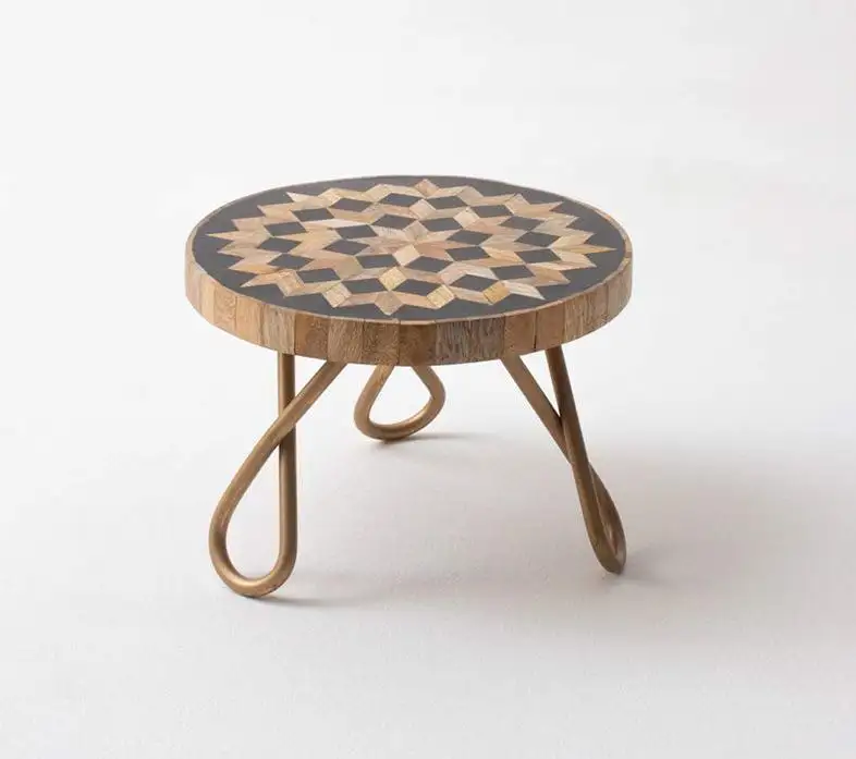 Round Wooden Top With Creative Design Cake Stand Fruit Display Stand Dessert Snack Serving Tray With Gold Metal Frame