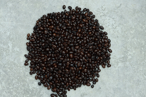กาแฟพรีเมียมมิลานโน เวียดนาม อาราบิก้า เมล็ดกาแฟคั่วเต็มเมล็ด คั่วอ่อน รสเปรี้ยวอ่อน 0.25 กก. แพ็คสำหรับร้านกาแฟ กาแฟเอสเพรสโซ - Product Image 2