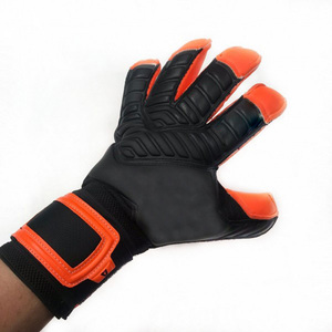 Diseño personalizado de calidad profesional Guantes de portero Tendencia caliente Material de látex alemán Ideas personalizadas - Product Image 3