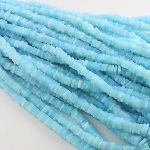 Cuentas de piedra cuadradas Heishi de ópalo azul de 3-4mm pulidas lisas para hacer collares - Product Image 1