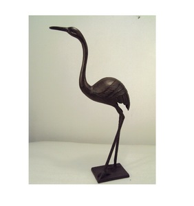 Grue en fonte d'aluminium d'excellente qualité pour décoration de jardin Sculpture Statue d'oiseau - Product Image 1