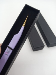 แหนบสำหรับต่อขนตาทำจากสเตนเลสปลายสีทองเคลือบผงสีม่วงอ่อนอุปกรณ์เสริมความงามใช้ติดโลโก้ได้ตามต้องการ - Product Image 6