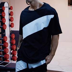 Vente en gros T-shirt en fibre de coton/bambou de qualité personnalisée pour hommes Matériau en microfibre Épaule tombante lâche Conception surdimensionnée Conception vierge - Product Image 5