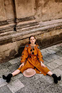 ชุดเดรสผ้าลินินปักลายดอกไม้สไตล์หวานสำหรับฤดูใบไม้ร่วงสำหรับผู้หญิงชุดเดรสดีไซน์เนอร์ขนาดใหญ่พิเศษสำหรับฤดูร้อน - Product Image 4