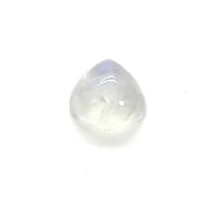 Pietra di luna arcobaleno naturale pietra di luna a forma di cuore arcobaleno pietra di luna calibrato 6x6mm cuore Cabochon 0.80 carati