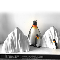 Statue de pingouin en résine iceberg, accessoires d'affichage de fenêtre, fournisseur, nouveauté