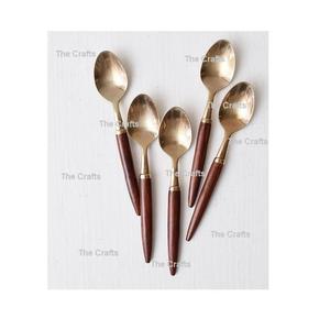 Ensemble de quatre couverts en laiton couleur or pour la cuisine et la vaisselle, ensemble de couverts à prix raisonnables - Product Image 3