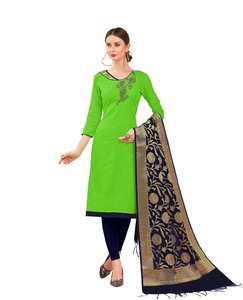 Readymade-sarga de algodón para mujer, parte superior de algodón y banara puras, dupta Zari, funciona a mano, de Royal Exporto - Product Image 3