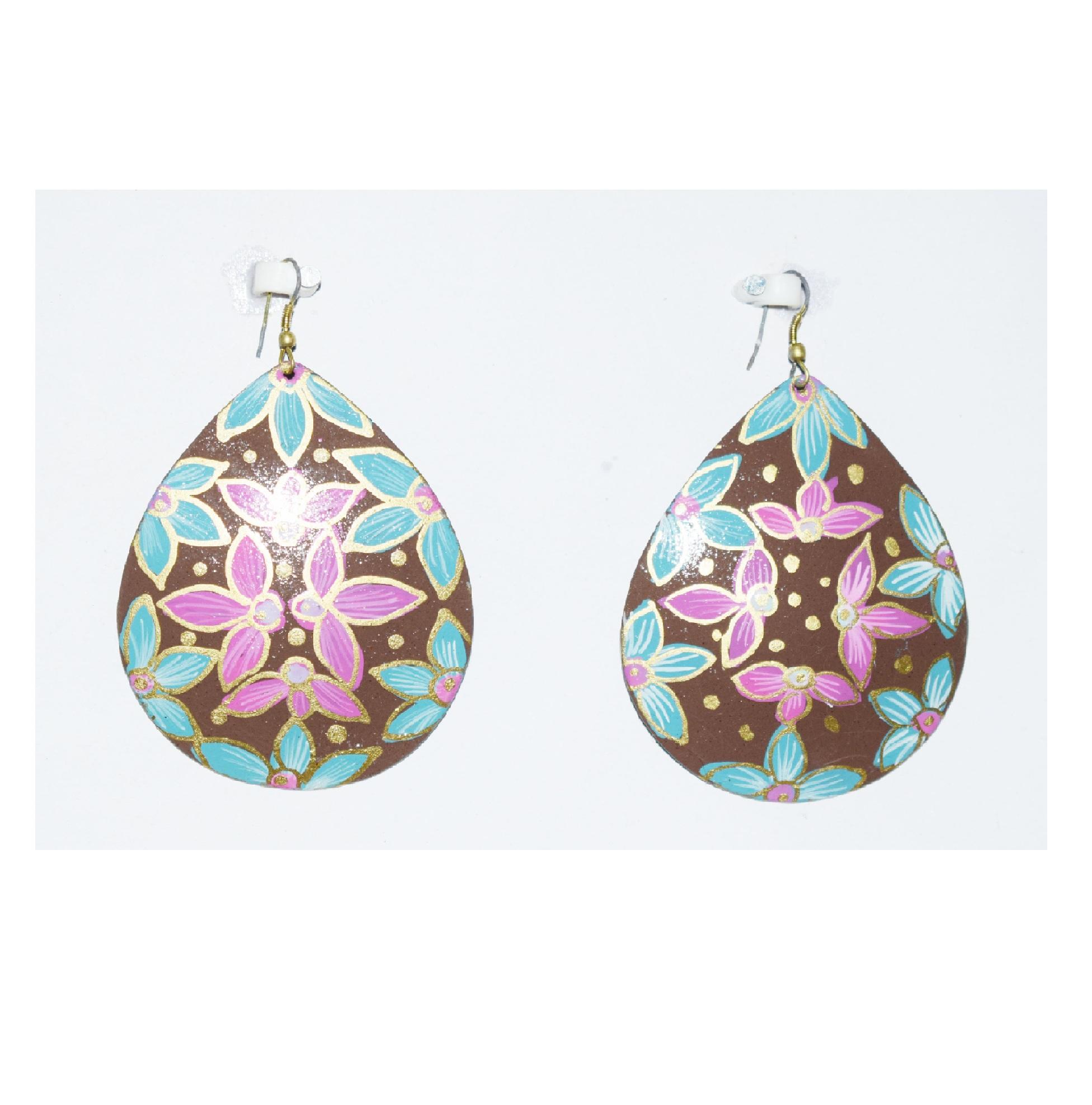 สีน้ำตาล