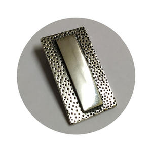 Pendentifs en argent sterling 925 avec nouveau motif Tribal Design pour les occasions de cadeaux en gros - Product Image 1