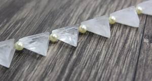 2020 populaire 9 pièces naturel glace Quartz pierres précieuses perles à facettes trillion forme perles de pierre blanche pour la fabrication de bijoux - Product Image 4
