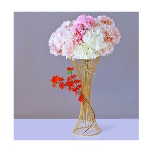 Centro de mesa de color dorado de metal, centro de mesa de tamaño y forma personalizados para eventos de boda y decoración de fiestas - Product Image 6