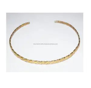 Pulsera de alambre de Metal con acabado mate, artesanía de calidad de latón antiguo, chapado en oro y latón, regalo de la India