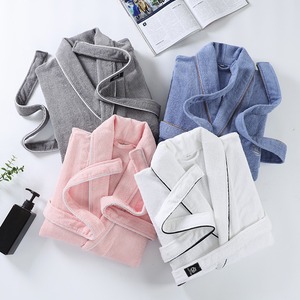 <span class=keywords><strong>Accappatoio</strong></span> da bagno in spugna bianca con Logo personalizzato di lusso Hotel per adulti 100% <span class=keywords><strong>accappatoio</strong></span> <span class=keywords><strong>Unisex</strong></span> dell'hotel - Product Image 4