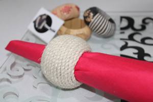 Rond de serviette en jute avec forme circulaire pour mariage et fêtes en toute saison Décor de serviette durable et traditionnellement élégant - Product Image 5