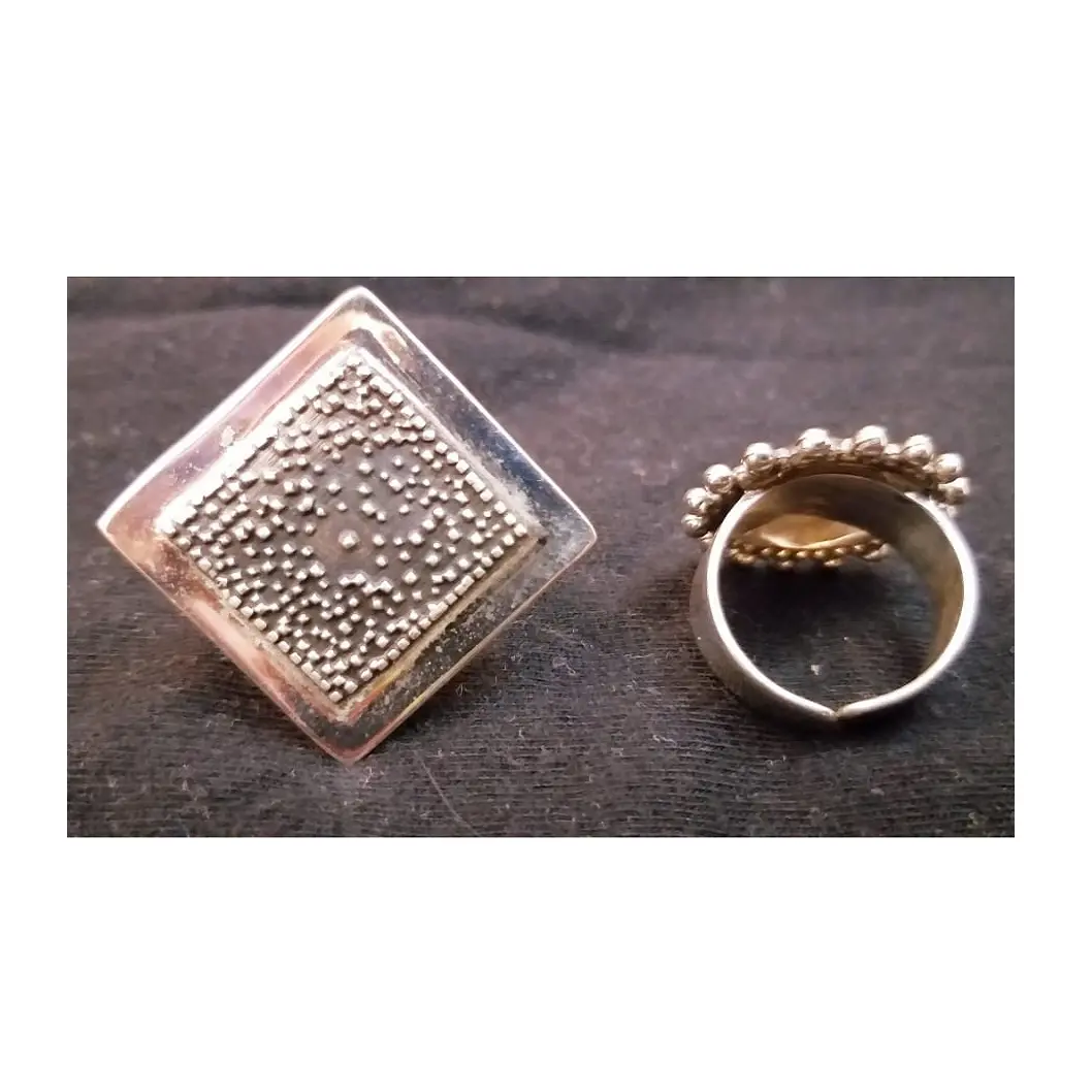 Модные 925 кольца из стерлингового серебра по оптовой цене, роскошные женские ювелирные изделия от ИНДИЙСКОГО Производителя от индийского продавца и поставщика