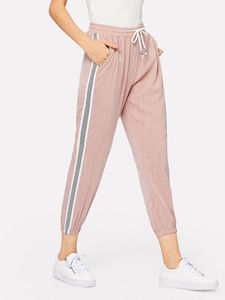 Top y medias cortas de fitness para mujer, mallas sin costuras con sujetador a la moda - Product Image 3