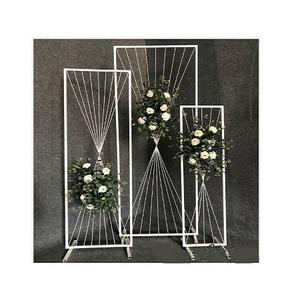 Centre de table de mariage de luxe en fer blanc et or, design attrayant de haute qualité, pour la décoration de la maison et des hôtels, en gros - Product Image 4