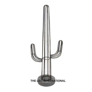 Acero y aluminio Metal Forma única Escultura con acabado negro Estilo elegante Aspecto moderno Escultura decorativa con acento para el hogar - Product Image 3