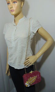 Handmade Vintage Styled <b>Resin</b> <b>Stone</b> Flower Purse Box Clutch Elegant Acrylic for Women for Winter Spring Summer Dress Fashion - Product Image 5