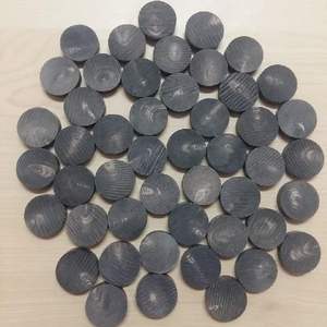 Botón de cuerno de búhos Natural, Claxon en blanco en forma redonda y botones de Color negro, fabricante y exportación de la India, Tradnary - Product Image 2