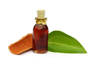 Aceite esencial puro de hoja de canela para la elaboración de jabones y perfumes - Product Image 3