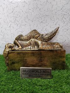 BRASSWORLD INDIA's New Angel Box Urna de cremación Metal Adulto Suministros funerarios Latón y aluminio - Product Image 2