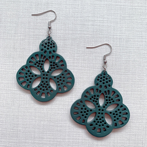 Boucles d'oreilles pendantes en corne de buffle personnalisées 2026, motif croix mignon, bijoux tendance pour mariages et fêtes, vente chaude - Product Image 2