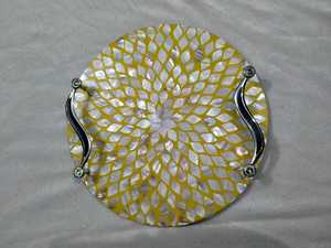 Plateau de service incrusté de nacre à motif géométrique avec poignée en métal pour la maison, l'hôtel, le mariage et la décoration de l'Aïd du Ramadan Style élégant - Product Image 2
