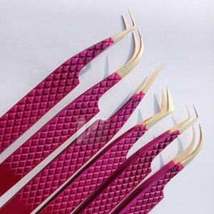 Pince à épiler en acier durable japonaise avec logo personnalisé, enduite de couleur et pointe pointue - Product Image 3