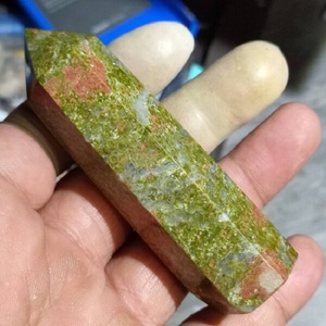 Tour d'Unakite naturelle brute/cristal de guérison d'obélisque pour l'équilibrage énergétique - Product Image 2