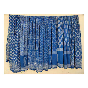 ผ้าพันคอพิมพ์ลายบล็อกแบบอินเดียดั้งเดิม ผ้าพันคอผ้าฝ้ายทำมือสำหรับผู้หญิง เสื้อผ้าชาติพันธุ์ ผู้จัดจำหน่ายส่งออก - Product Image 1