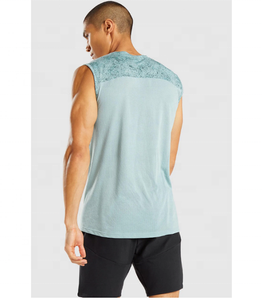 เสื้อกล้ามโพลีเอสเตอร์น้ำหนักเบาทรงสลิมฟิตสำหรับใส่ไปยิมและเพาะกายของผู้ชายขายส่ง - Product Image 3