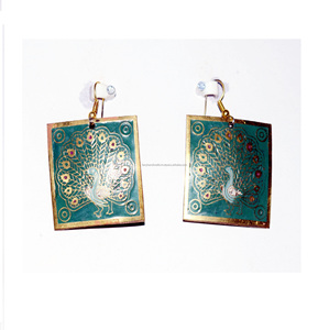 Boucles d'oreilles créoles en métal plaqué or, style coréen fantaisie, finition mate, géométriques, avec zircon, pour la mode bijoux - Product Image 4