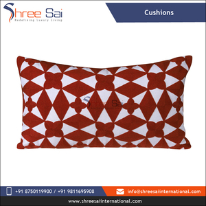Almohada Lumbar Geométrica Moderna al Mejor Precio, Rectangular Roja y Blanca, Lavable, Decorativa, con Diseño Textil Cosido - Product Image 2
