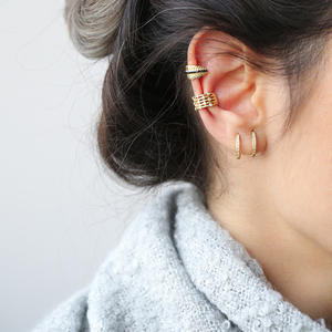 Pendientes de Aro Minimalistas Chapados en Oro para Mujer, Hechos a Mano en Turquía, Joyería de Plata de Ley 925 al por Mayor - Product Image 3