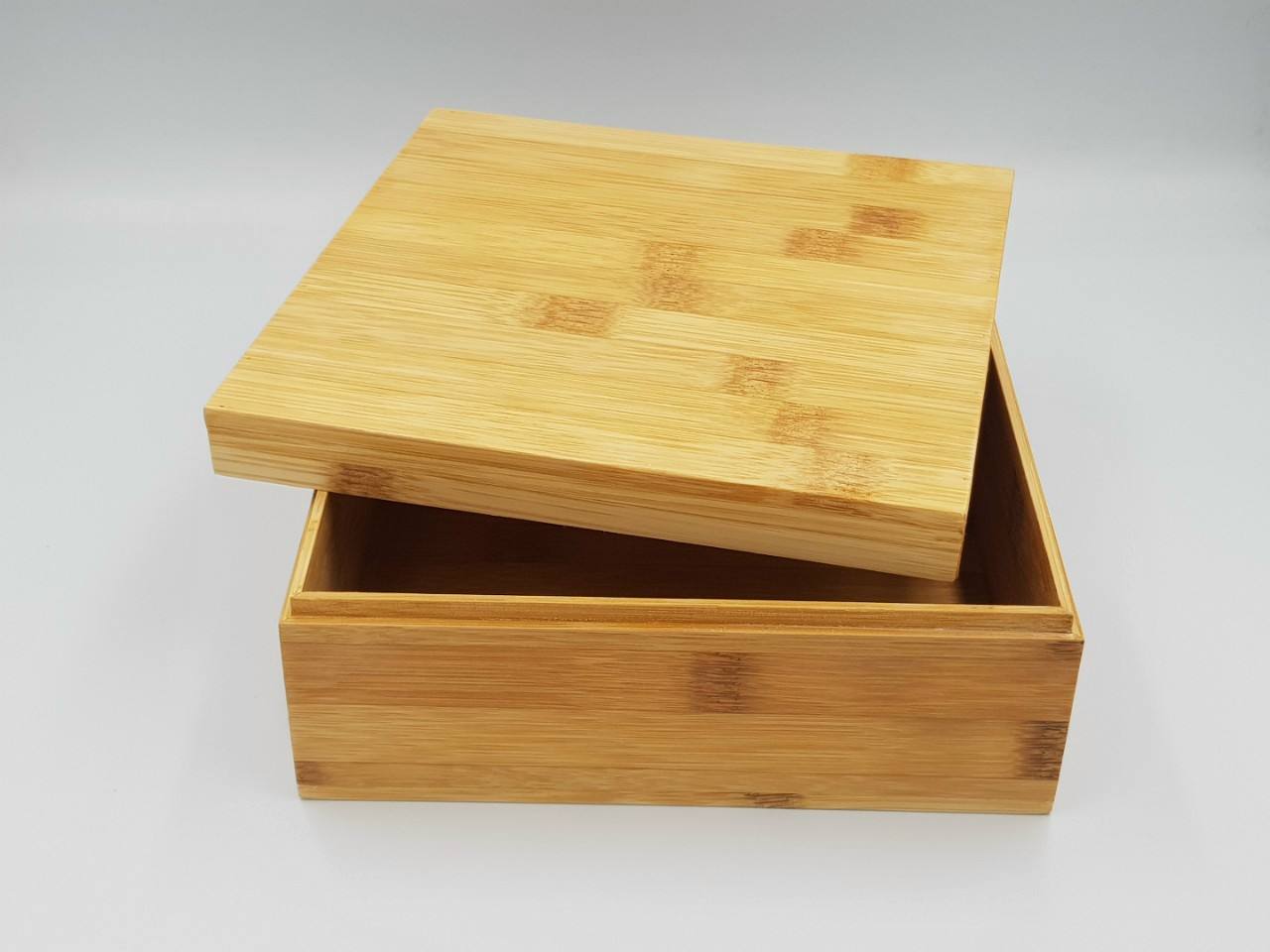 ธรรมชาติ