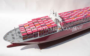 Modèle de navire en bois APUS / Modèle de navire porte-conteneurs en bois / Modèle de navire peint Décoration nautique pour la maison Caractéristique régionale européenne - Product Image 2