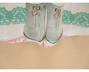 Camiseta de manga corta para mujer, ropa con estampado de flores y jarrón, a la venta - Product Image 6