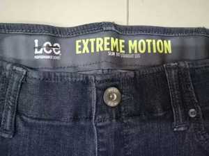 Pantalones vaqueros rectos de algodón para hombre al por mayor de alta calidad, pantalones vaqueros informales de nuevo diseño, pantalones lavados de cintura media sólidos medianos - Product Image 3