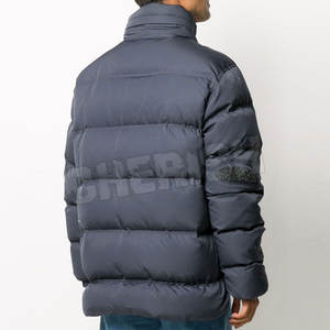 Chaqueta acolchada de poliéster personalizada para hombre, para exteriores, para invierno - Product Image 2