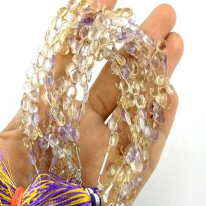 Cuentas de piedras preciosas de Briolette en forma de corazón de piedra lunar arcoíris - Product Image 2