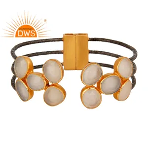 New Gold Plated Statement Cuff Bracelet Brass Fashion Jewelry Supplier White Chalcedony Gemstone Bracelet Classic Collection