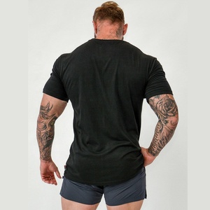 T-shirt basique à col rond pour homme PIHA SPORTS, coupe ample, manches courtes, épaules tombantes, 100% coton jersey, décontracté, séchage rapide - Product Image 4