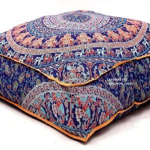 หมอนอิงผ้าฝ้ายพิมพ์ลายสี่เหลี่ยมแบบทันสมัยสำหรับตกแต่งห้องนั่งเล่นผู้จำหน่ายขายส่งจากอินเดีย - Product Image 1