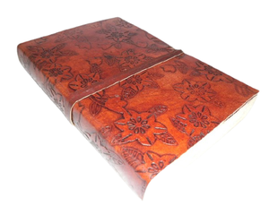 Cuaderno diario de cuero Premium para hombres y mujeres Diario de escritura hecho a mano para bocetos de notas de viaje y organización personal - Product Image 1