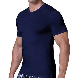 Vente en gros T-shirts personnalisés pour hommes en coton à manches courtes avec impression couleur unie logo anneau filé - Product Image 4