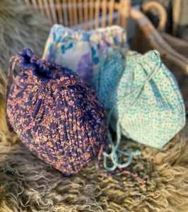 Élégant robuste fait à la main matelassé Floral imprimé Polyester tissu femmes multi-usage sac à bandoulière 3 pièces chaîne sac à main ensemble Polina - Product Image 2