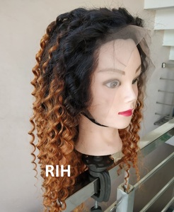 Resalte la cutícula cruda alineada sin procesar Ombre pelucas rizadas profundas de longitud larga suave y sedoso 13x4 encaje humano malasio cabello suave - Product Image 2
